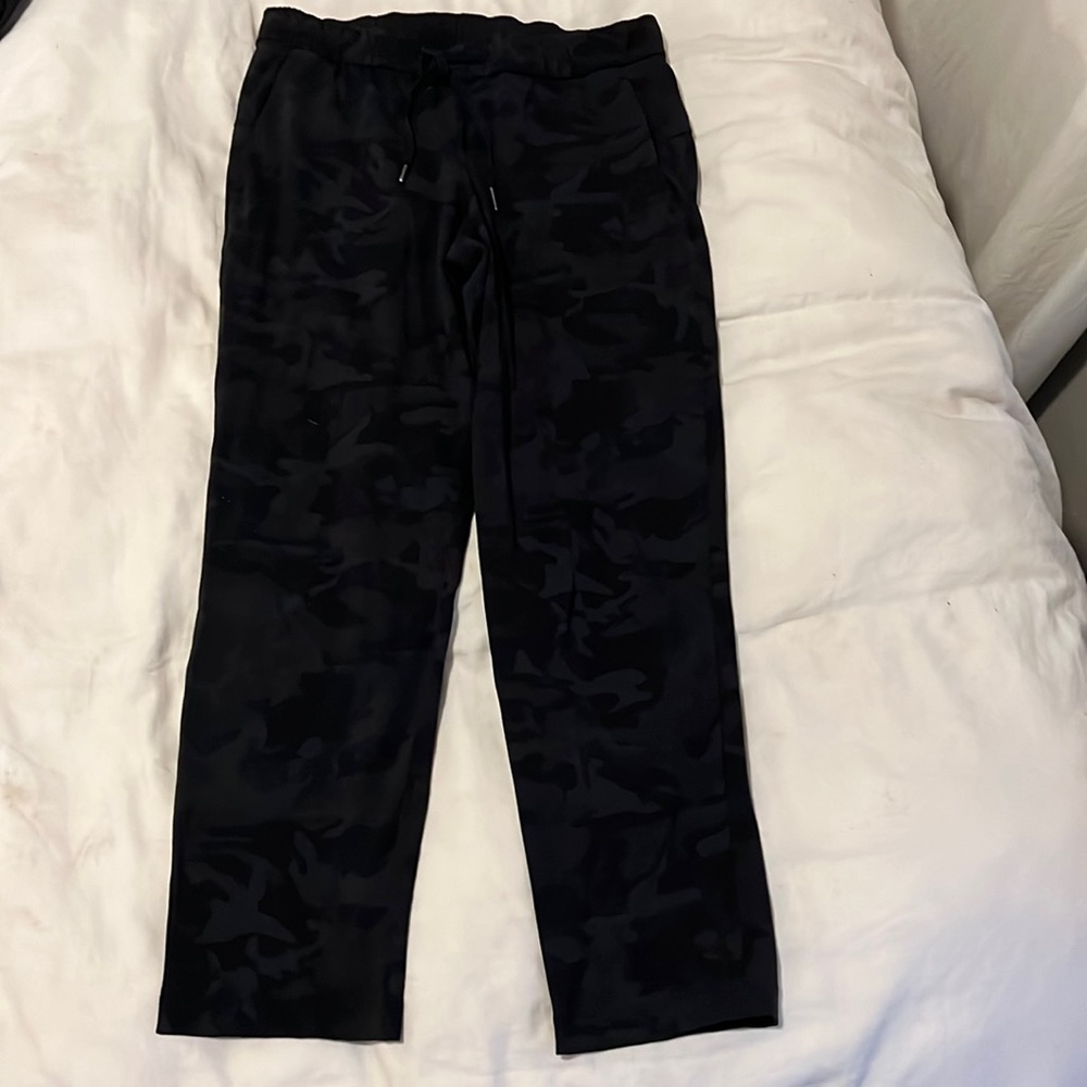 Lululemon joggers